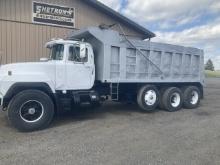 1994 Mack / GL Tri Axle Dump Truck