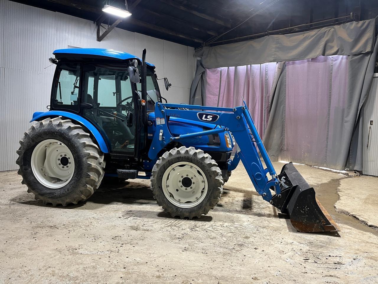 2021 LS MT458 Tractor with Loader