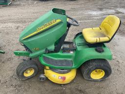 John Deere LT160 Lawn Mower