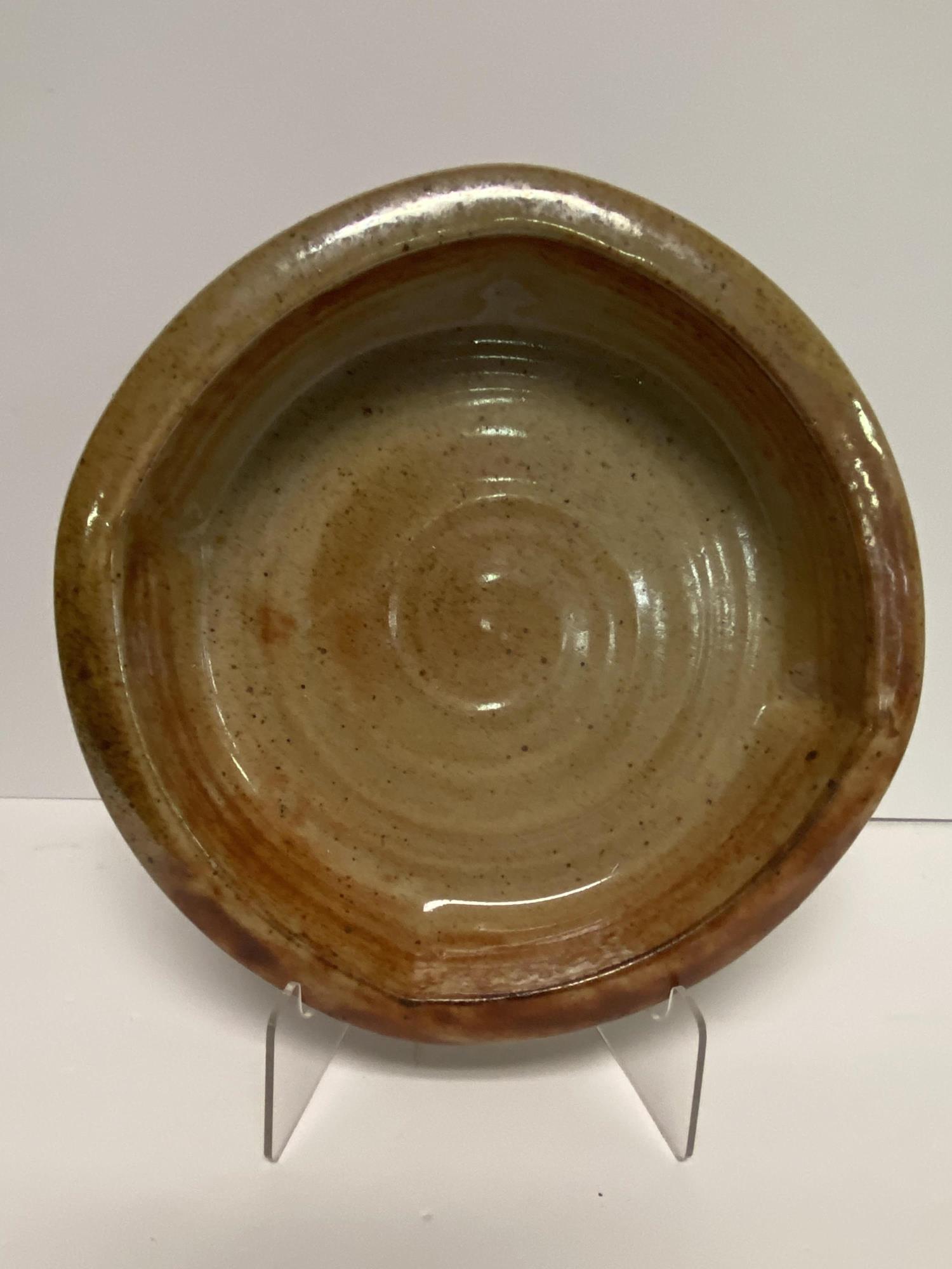 PAIR OF POTTERY PIECES
