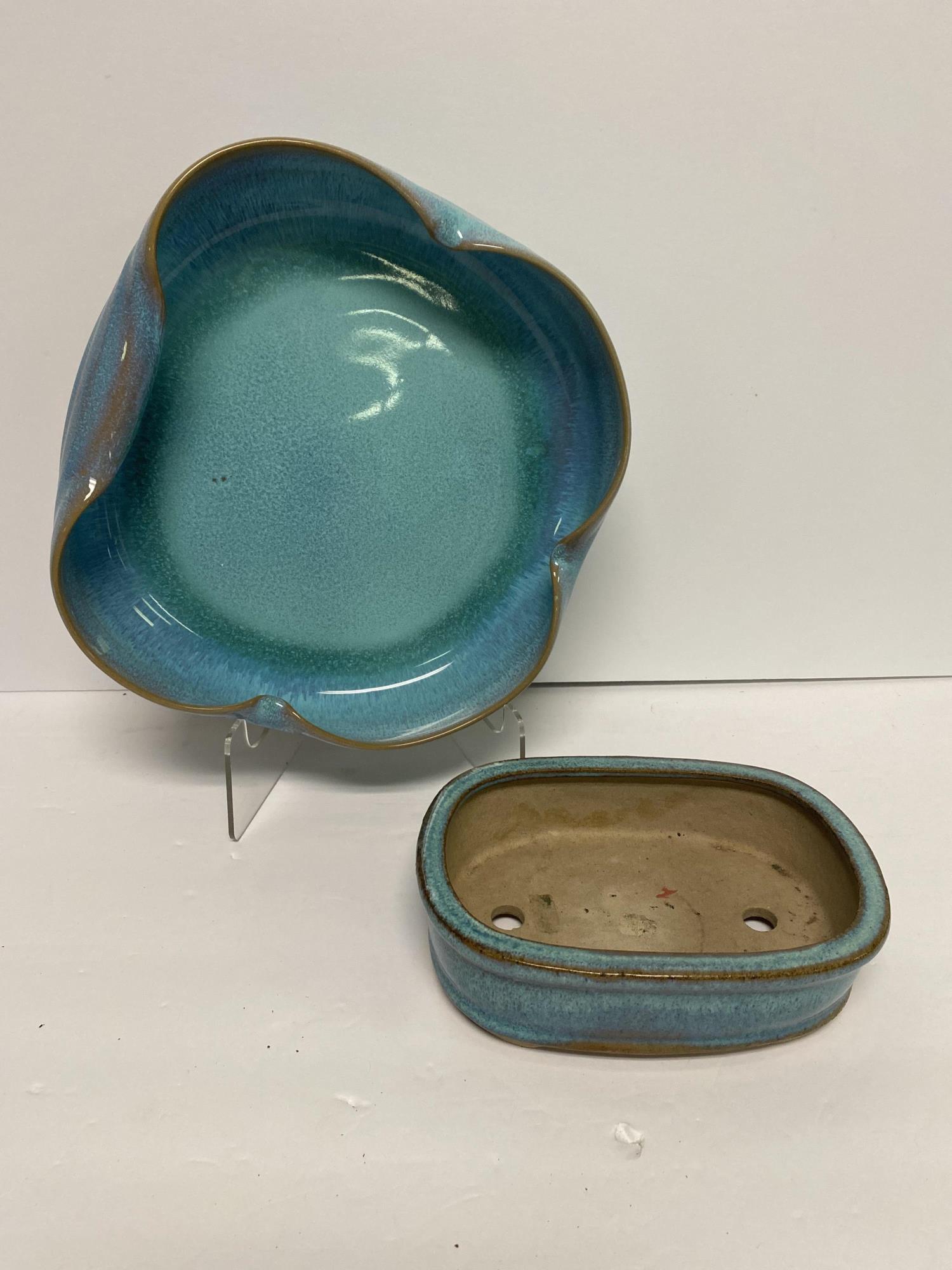 PAIR OF BEAUTIFUL BLUE POTTERY PIECES