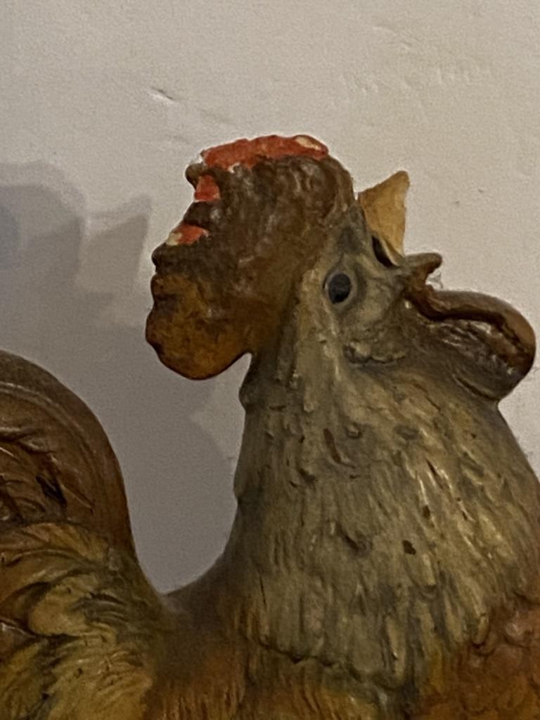 MOLDED ROOSTER FORM - METAL CHICKEN
