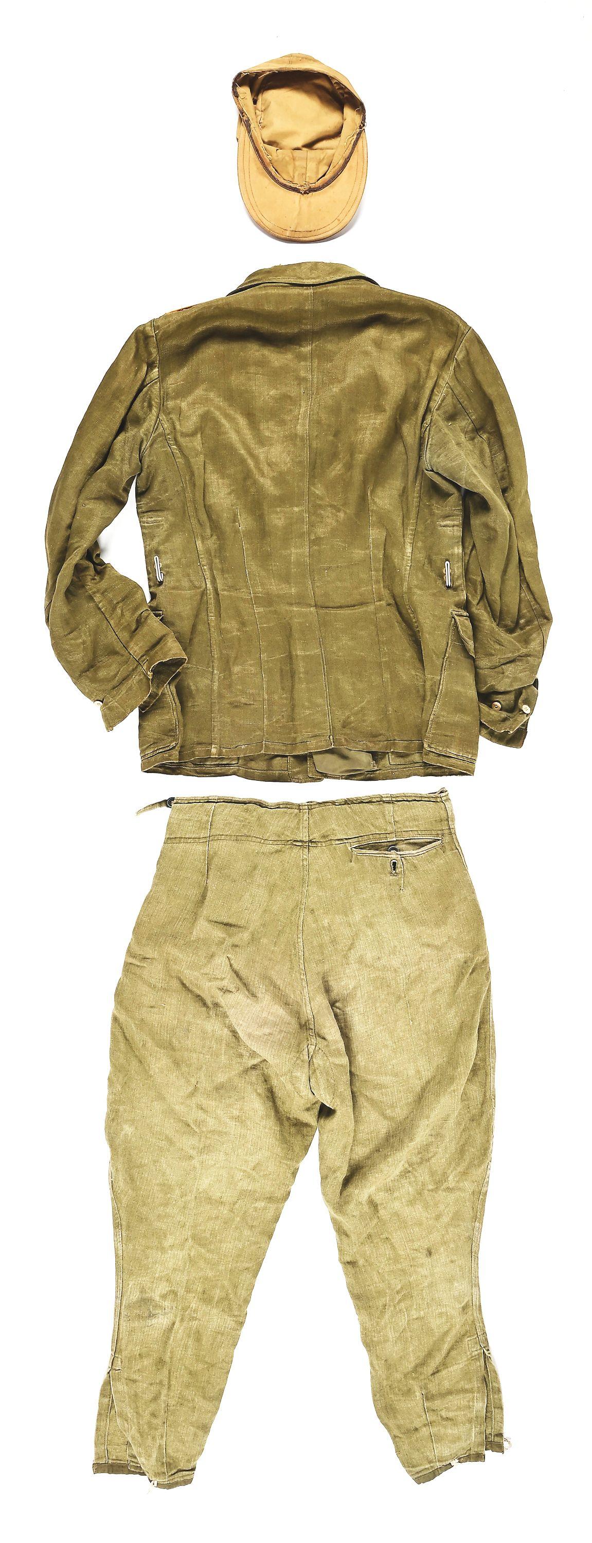GERMAN WWII LUFTWAFFE TROPICAL UNIFORM WITH TUNIC, TROUSERS, HAT, AND BELT.
