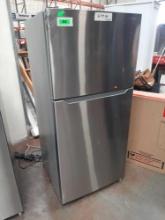 Insignia 18 Cu. Ft. Top Freezer Refrigerator*COLD*PREVIOUSLY INSTALLED*