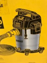 DeWalt 8 gal. Wet/Dry Vacuum*TURNS ON*