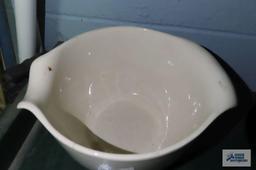 McCoy mixing bowl