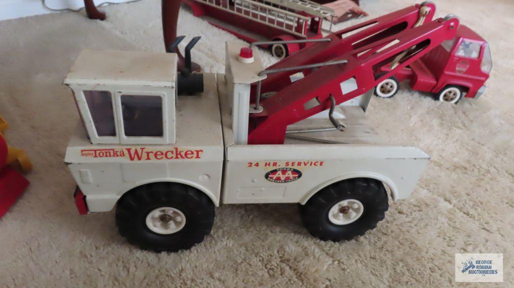 Tonka wrecker truck