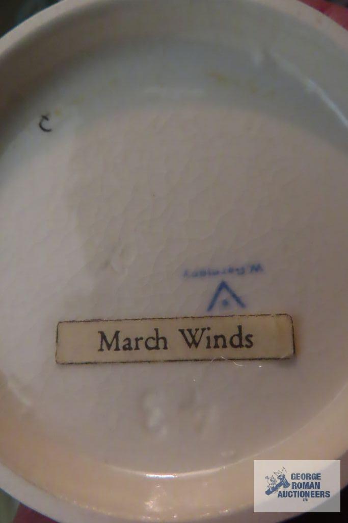 Goebel March Winds figurine, number 43
