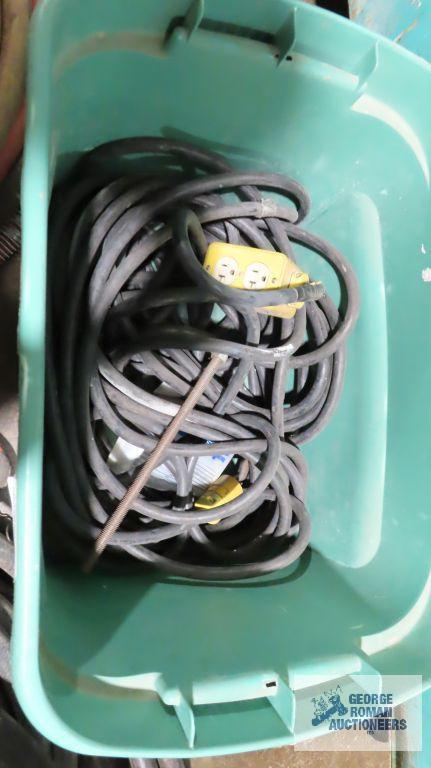 Heavy duty extension cord with green tote