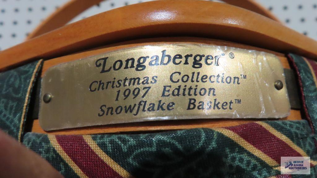 Longaberger 1997 Green striped basket