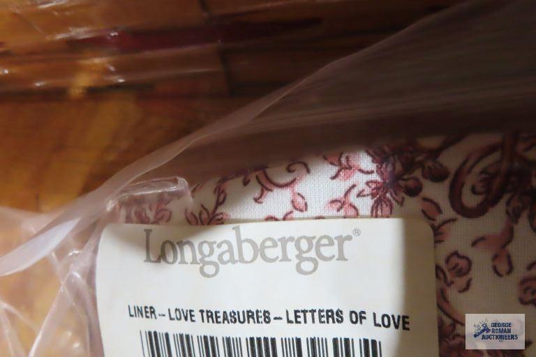 Longaberger...(2) 1999 heart baskets