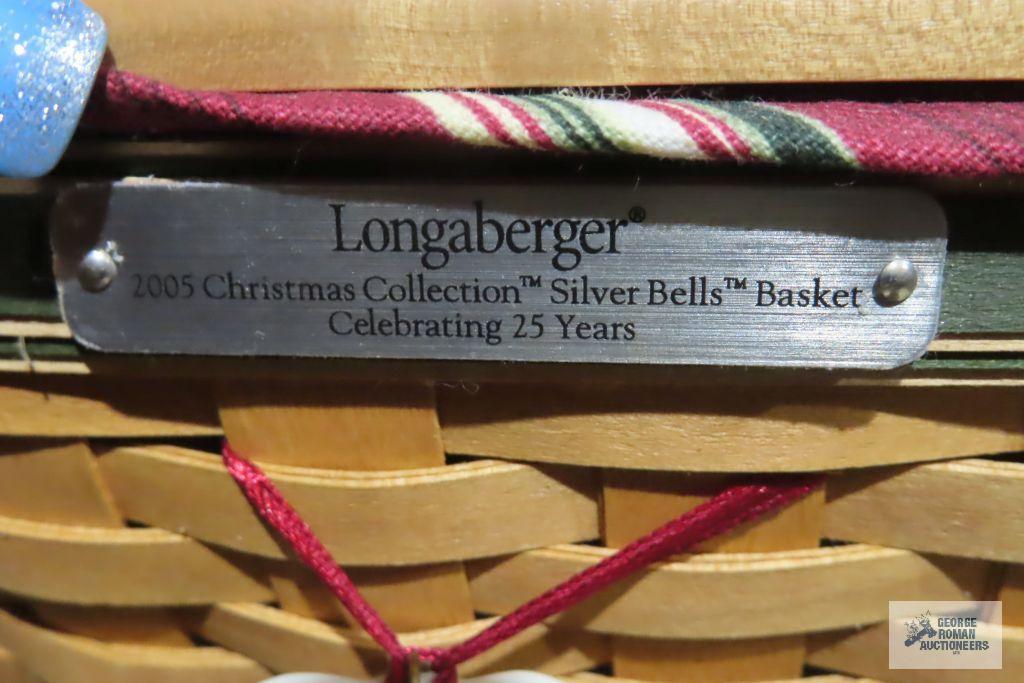 Longaberger 2005 Christmas basket