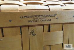 Longaberger 1996 holiday basket