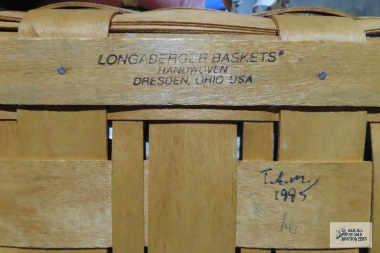 Longaberger 1995 basket