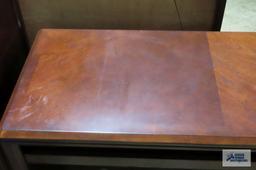 Cherry finish desk, matches lots 18, 19, and 21