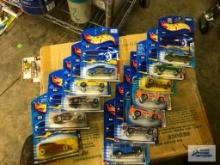 (12) HOT WHEELS. SEE PICTURES FOR TYPE AND MODELS.