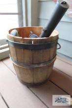 electric fly swatter with wooden bucket and etc