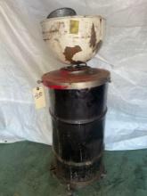 Automotive waste Oil drum w/ extendable funnel