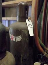 Acetylene gas cylinder