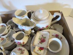 Collection of Vintage Moss Rose Pattern Porcelain Items