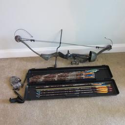 Browning Mirage Hunter M1B9B Compound Bow, Check-It Sights, Quiver,
