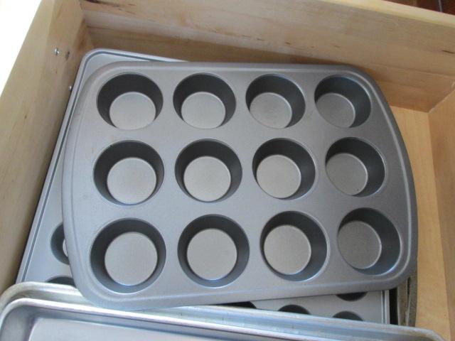 Bakeware Grouping-Cooling Racks, Muffin Pans, Cookie Sheet, Spring Form, Silicon, etc.
