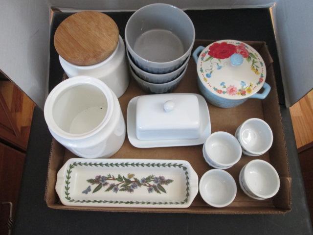 Stoneware Kitchen Wares-Pioneer Woman Small Covered Casserole, Three Crock-Pot