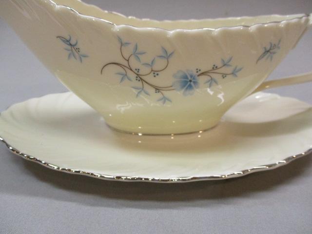 Gravy Boat w/Attached Underplate "Chanson" Pattern By Lenox