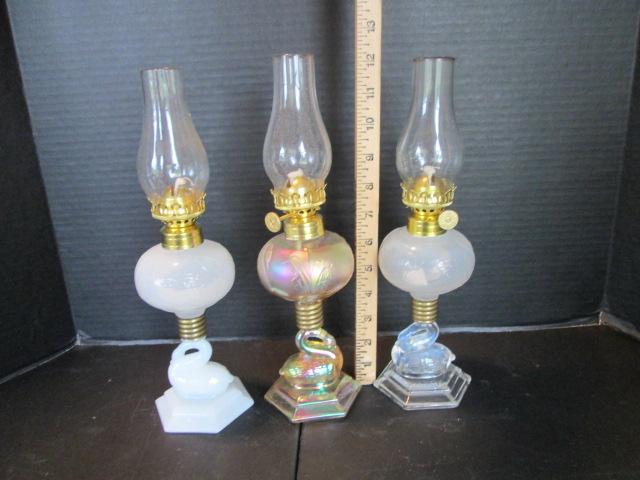 Three 1989 Heartlights Small Swan Post Oil Lamps