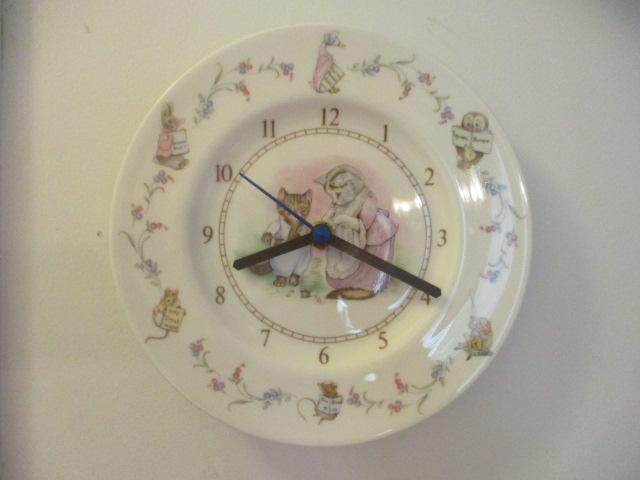 Royal Albert 1986 World of Beatrix Potter Bone China Quartz Wall Clock