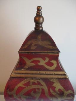 Red and Gold Lightweight Urn