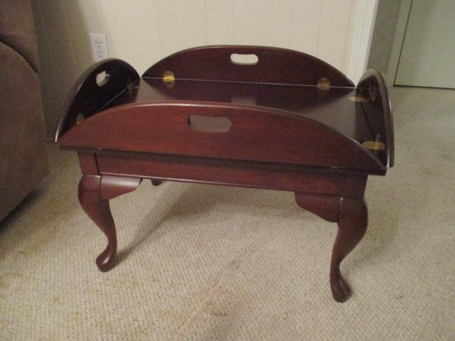 Oval Tray Coffee Table with Folding Sides