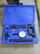 Central Tools Dial Indicator Clamp Mount Set in Storage Case