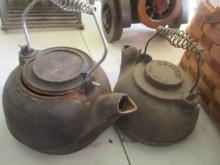 8" Iron Kettle and 6" Century Kettle