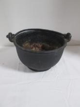 Vintage No. 1 Cast Iron Hanging Pot
