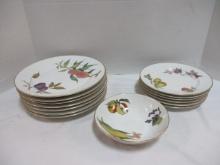 14 Pieces of Royal Doulton Evesham Dinner Ware