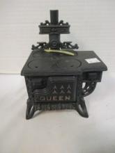 "Queen" Miniature Cast Iron Salesman Sample Cook Stove