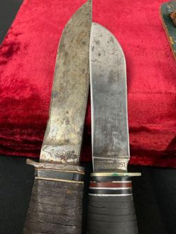 Pair of Vintage Remington Fixed Blade Hunting Knives, RH50 & RH251