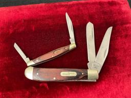 Pair of Vintage Buck Folding Pocket Knives, Models 375 & 382, Double Blade Knives