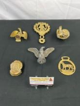 6 pcs Vintage Brass Decorative Assortment. Eagle Flag Toppers, Maid of Kent Door Knocker. See pics.