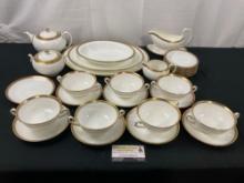 Vintage Wedgwood Dinnerware China made in England, approx 29 pieces