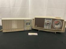 1963 Mid Century Motorola Tube Radio model C4P-1 & Zenith Radio Solid State Model Z218I