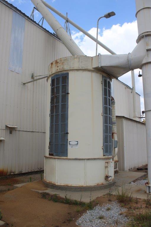 W.P. Baghouse Dust Collector, w/Duct Work to Cyclone (Lot 330), S/N FLT-1-8