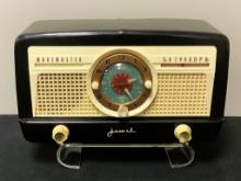 Jewel Wakemaster Clock Radio - Model 5057U, 12¾"x6"x6½", All Working, Knobs