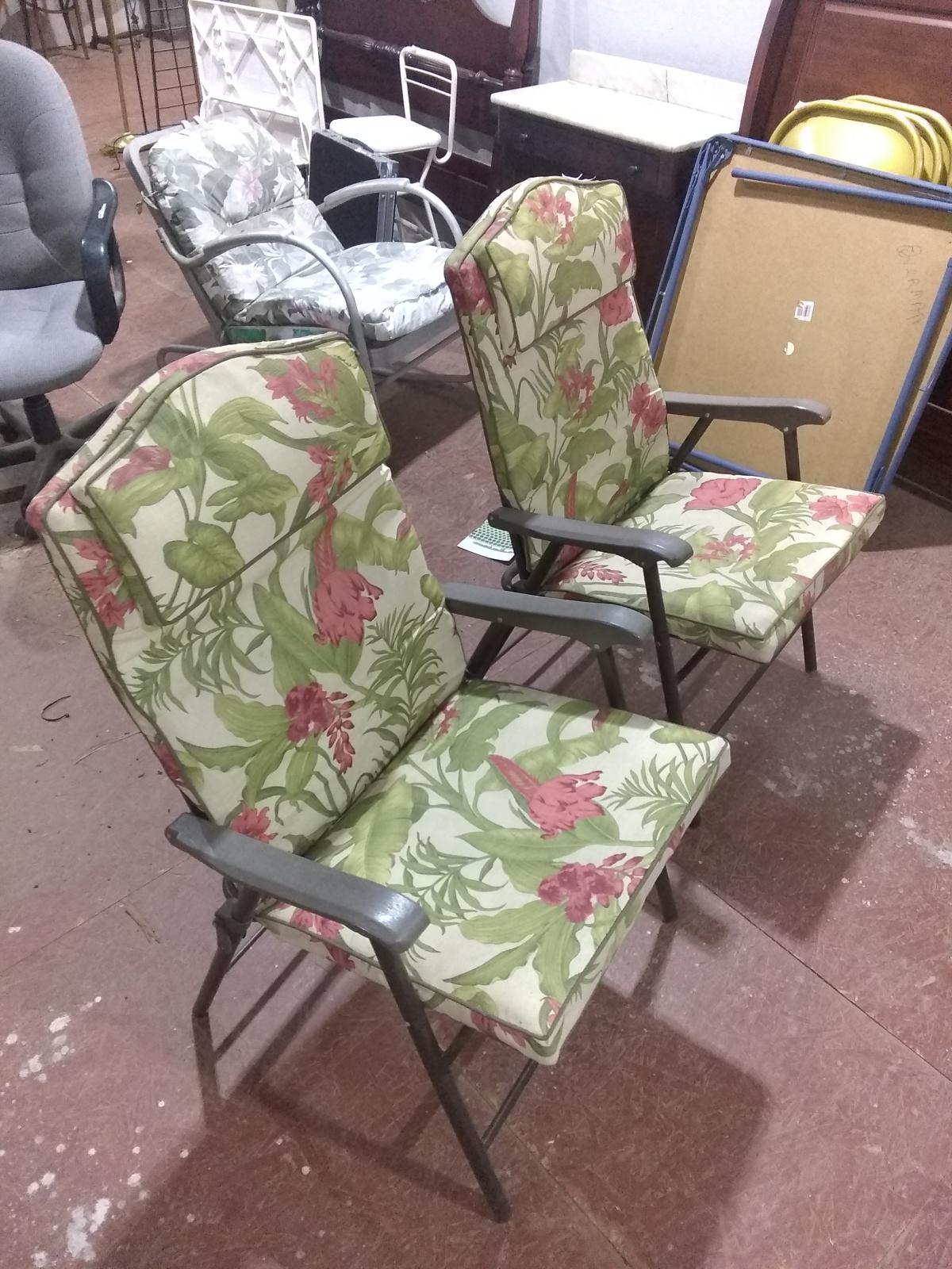 Pair Flower Cushion Folding Patio Chairs