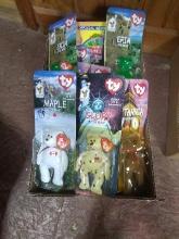 BL-Assorted TY Beanie Babies and Collector Items