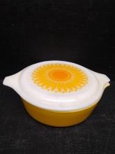 Vintage Pyrex Baking Dish with Lid-Daisy Sunflower