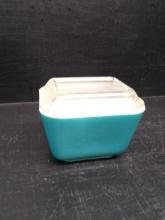 Vintage Pyrex Blue Refrigerator Dish with Lid