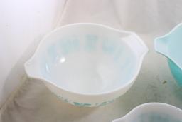 Pyrex Nesting Bowls Amish Butterprint Cinderella