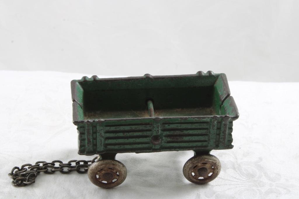 Cast Iron Arcade? Farm Wagon 3 3/4" Long